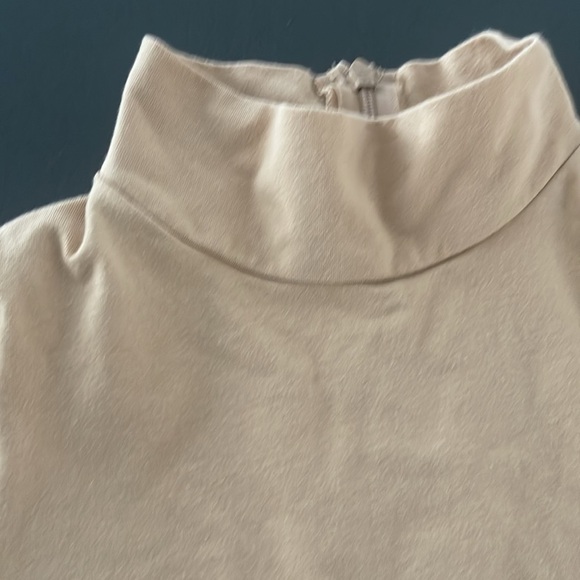 Cream bodysuit - Picture 5 of 9